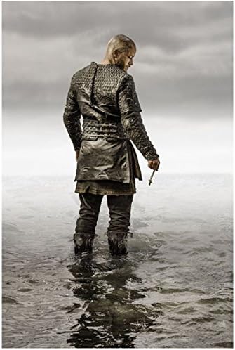 Vikingek Travis Fimmel, mint Ragnar a Borotvált fejjel Sétált El a Víz a Kereszt 8 x 10 Fotó